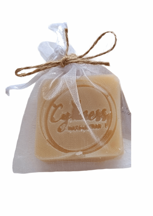 Petit savon invité Douce Ânesse 25 g parfum fleur de coton avec 40% de lait frais d’ânesse